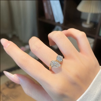 18K Gold Lab-Grown Diamond Toi et Moi Ring