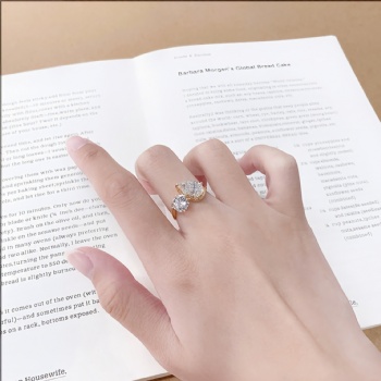 18K Gold Lab-Grown Diamond Toi et Moi Ring